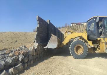 رفع تصرف ۸۵۰۰ متر مربع از اراضی ملی شهرستان دماوند در پلاک چنار اریکان از دست زمین‌خواران